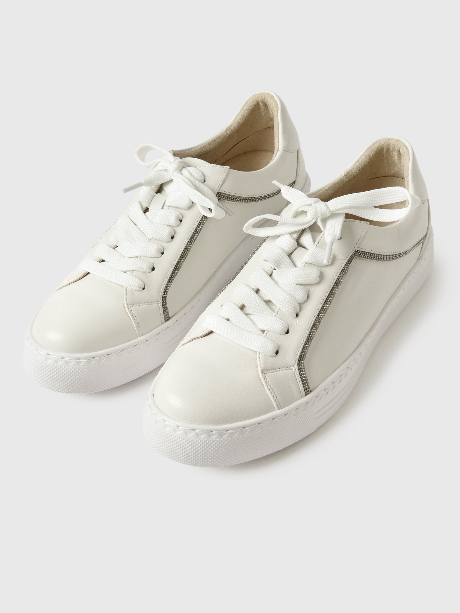 Vaneli Women's Yamma Sneaker