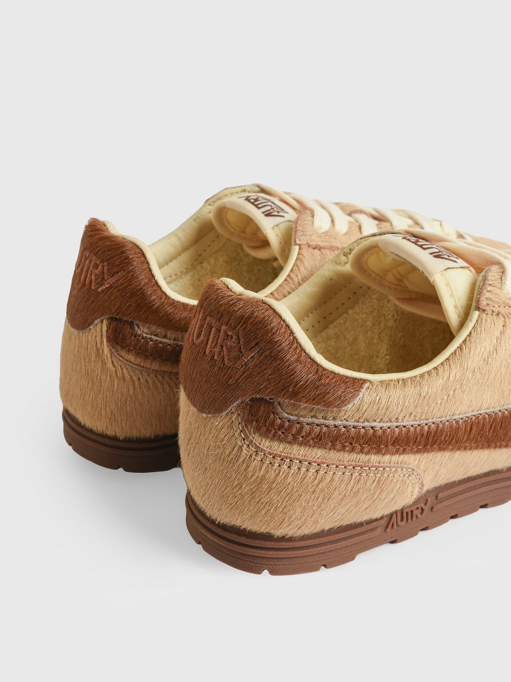 Autry Women's Windspin Low Sneaker