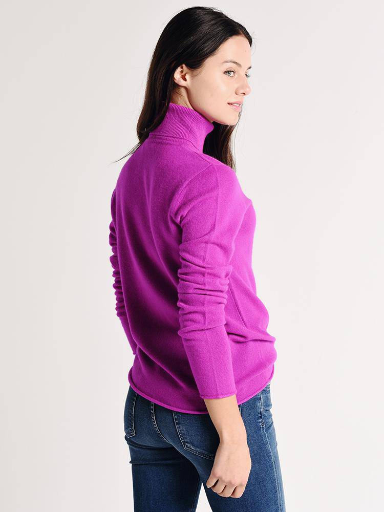 Majestic Cashmere Long Sleeve Turtleneck